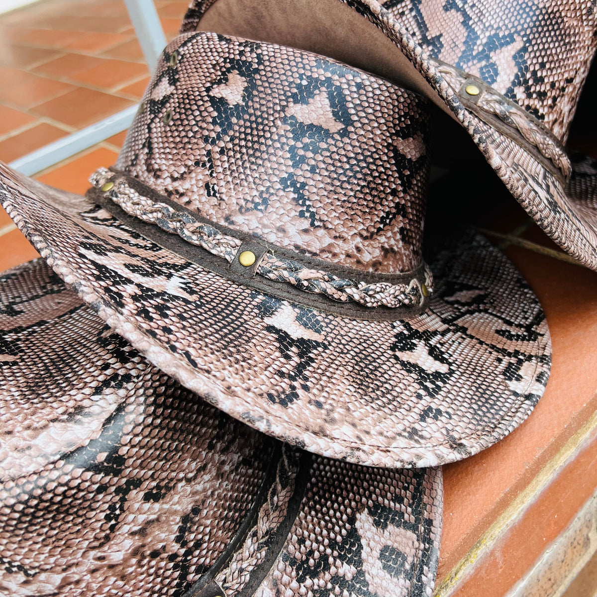 Snakeskin hat online