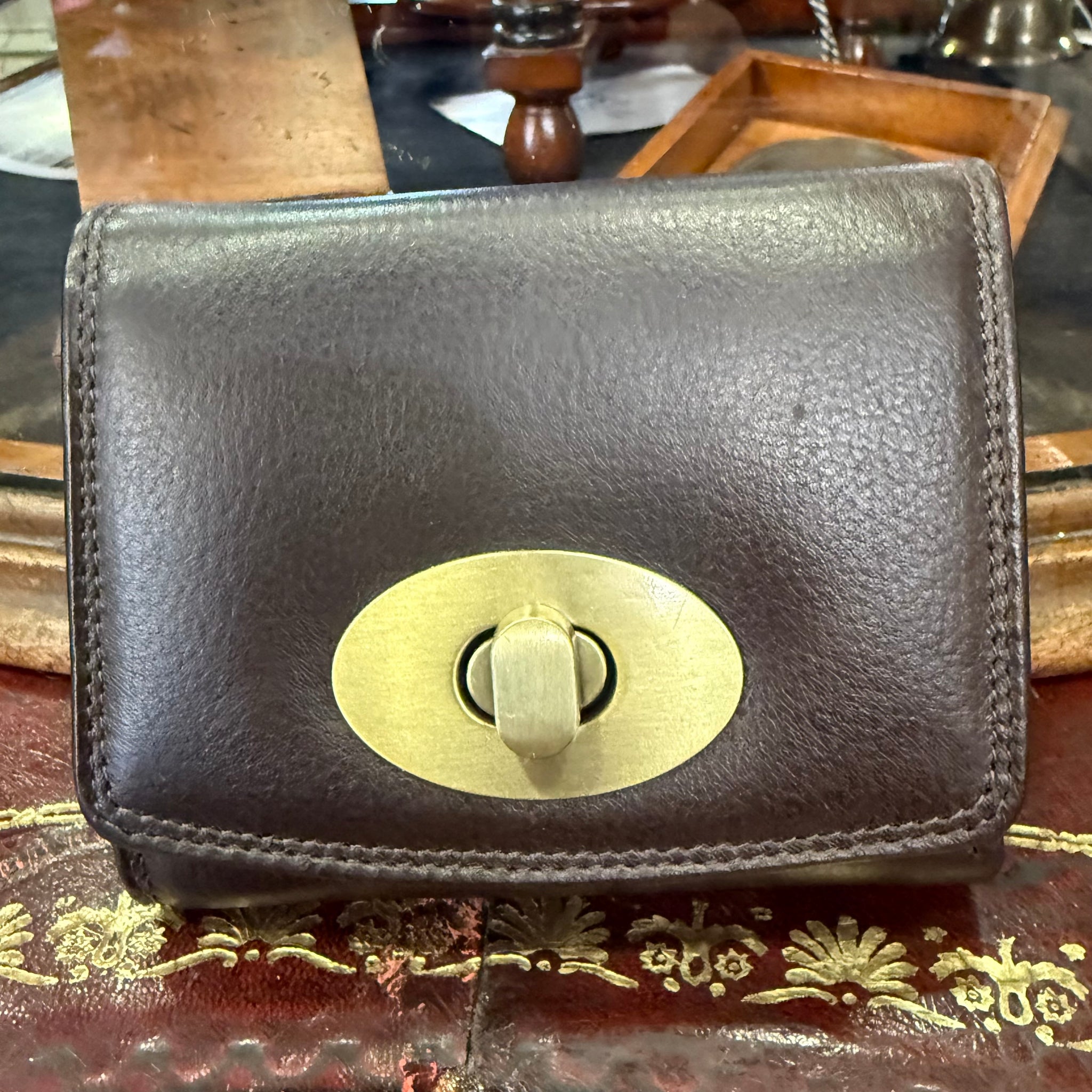 Twist Lock Maggie Leather Purse