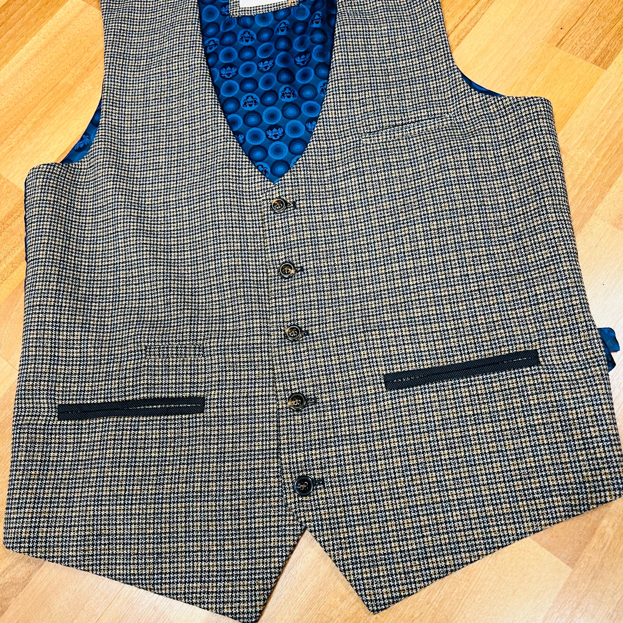 Marc Darcy - Hardwick Tan Waistcoat