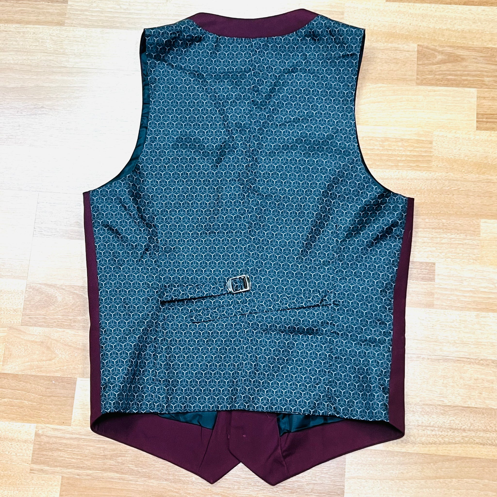 Burgundy Waistcoat (38R Slim Fit)