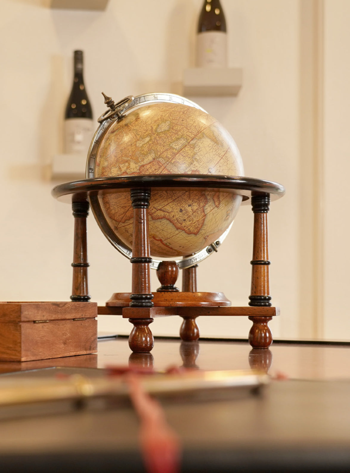 Navigators Terrestrial Globe on Desk Stand