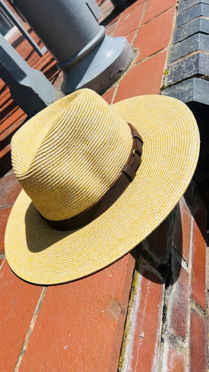 Valencia Panama Hat With Band