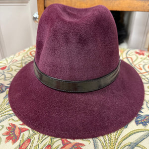 WW Fedora BlackBerry Fur Felt Hat (Small)