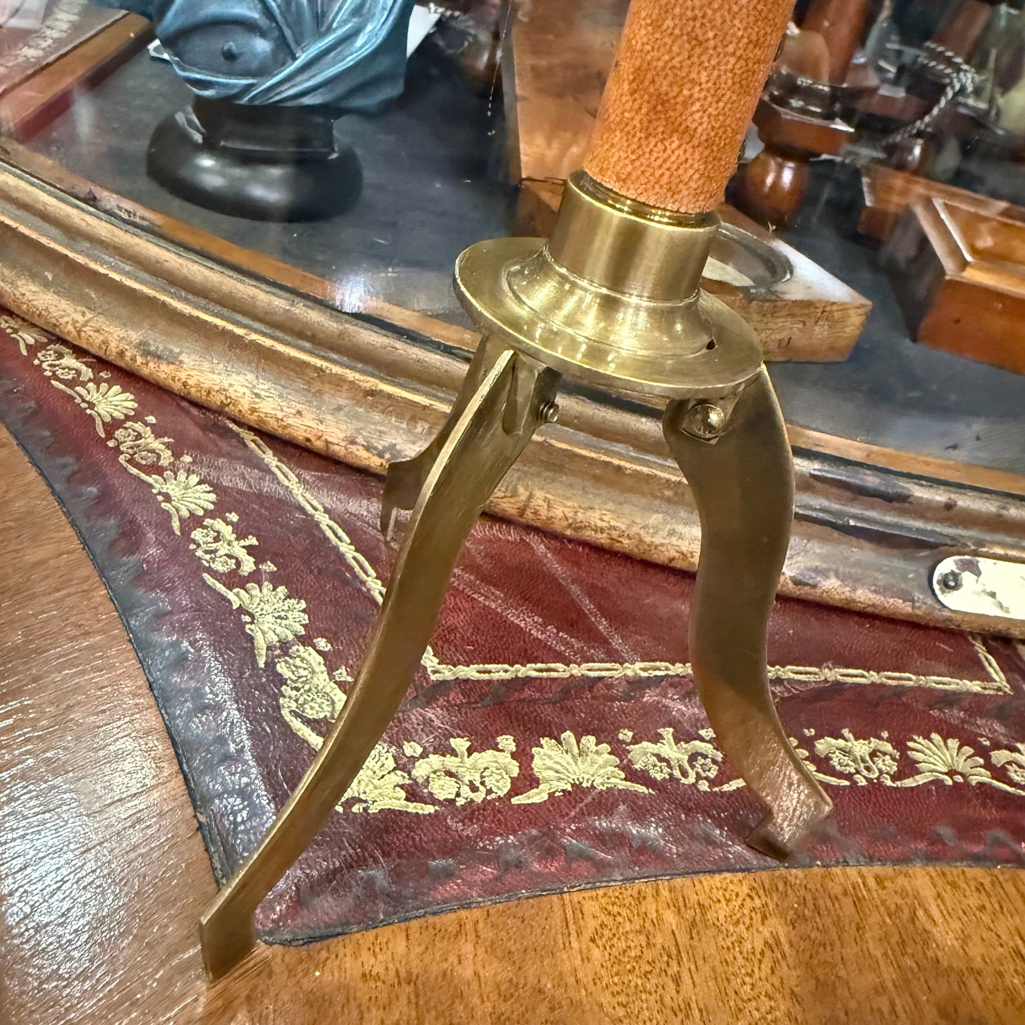 Henderson Mini Globe on Tripod foot