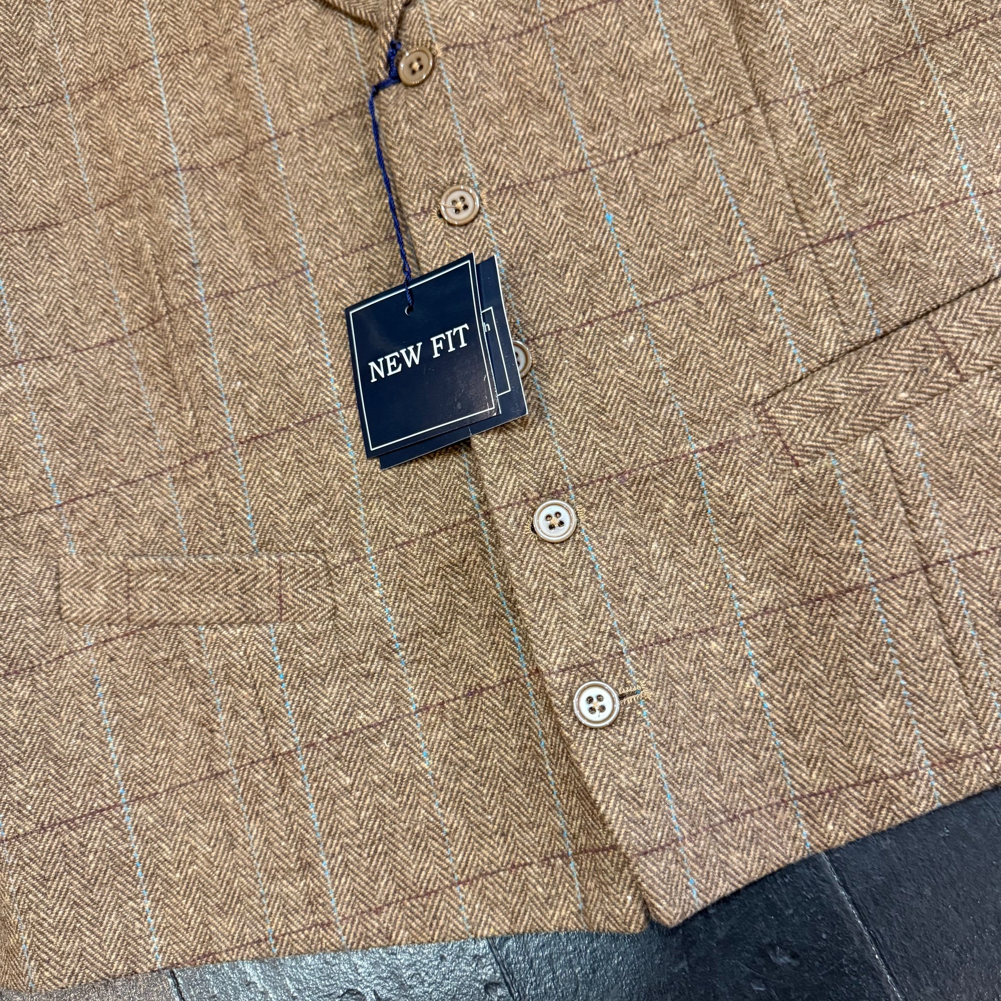 Waistcoat by Lloyd Attree & Smith  (40R)