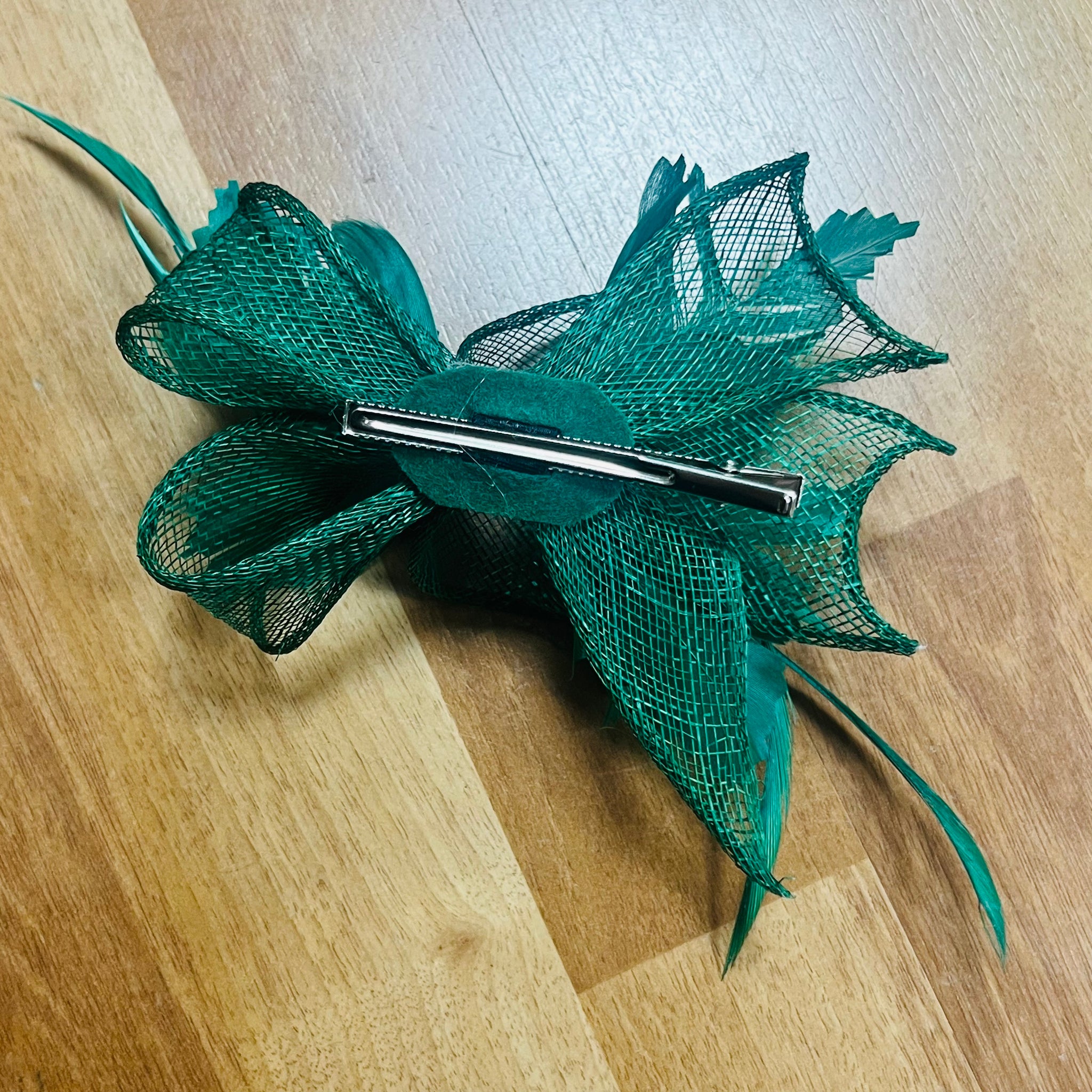 Samantha Sinamay and Feather Bow Fascinator