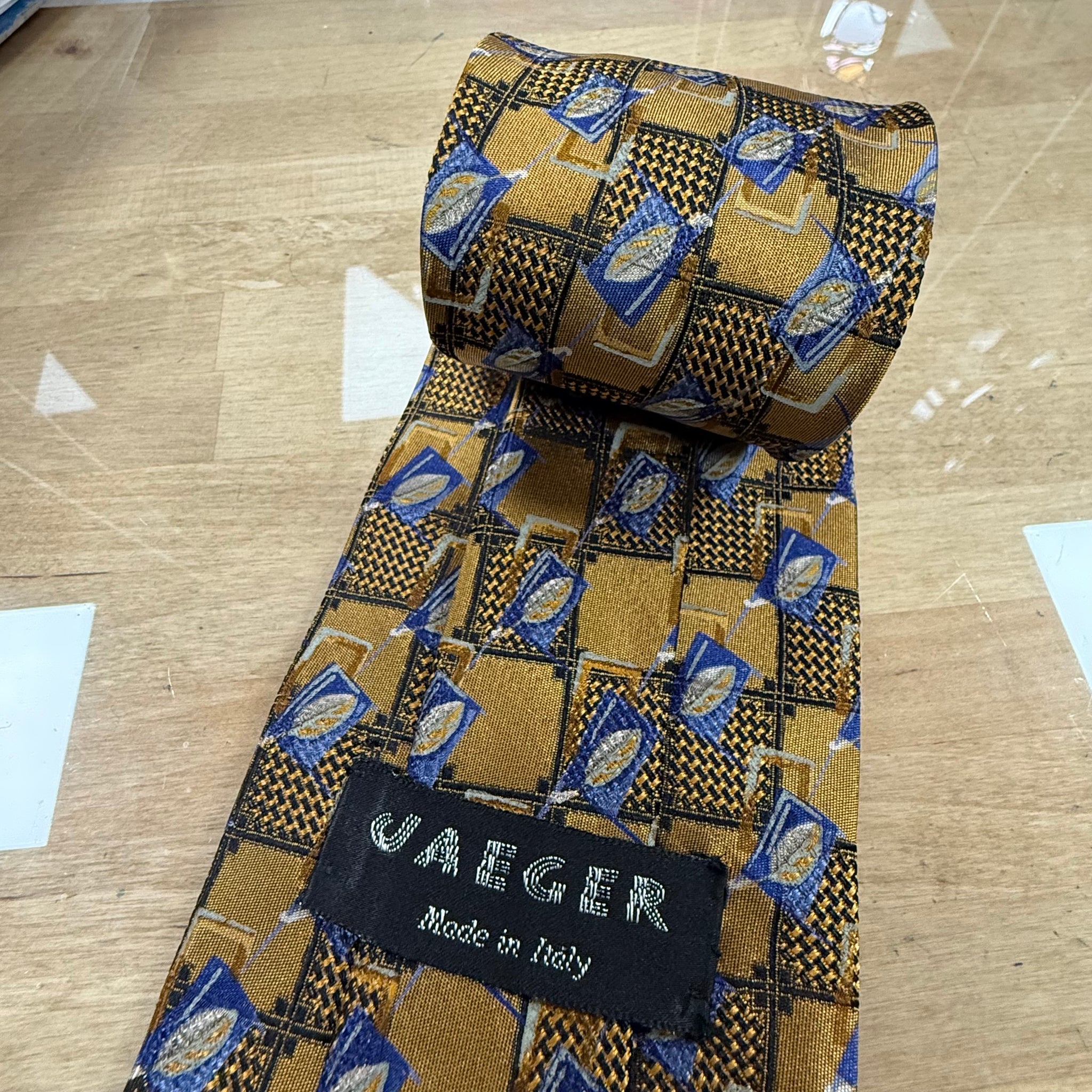 Silk Gold & Navy Jaeger Tie