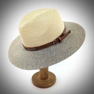 Lucy Folding Panama Hat With Band