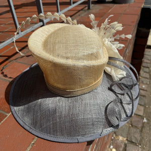 Sinamay Grey/Cream Ginny Hat