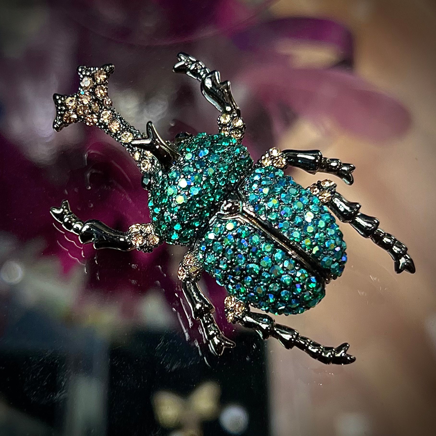 Brooch - Vintage Style Diamanté Stag Beetle