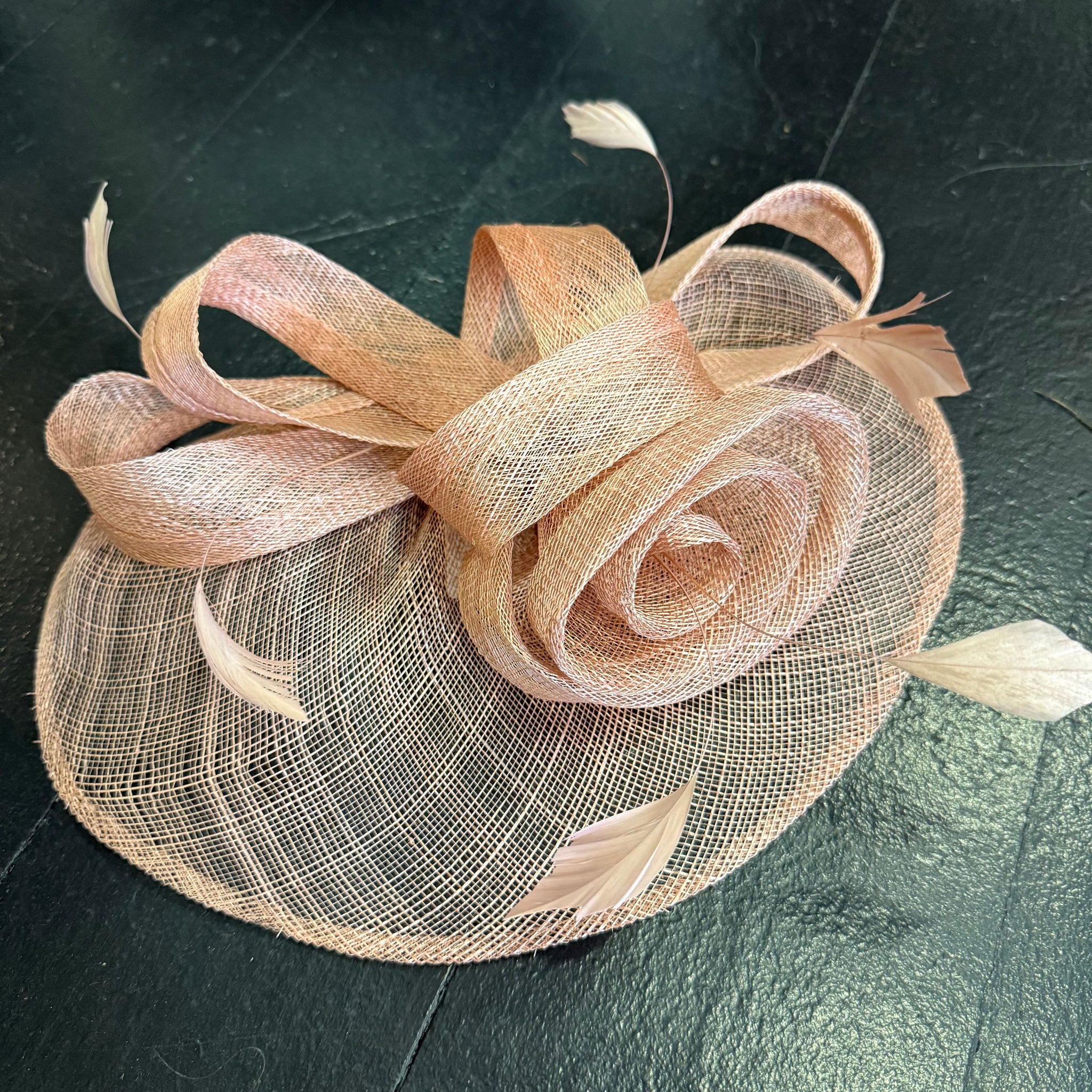 Betty Sinamay Fascinator