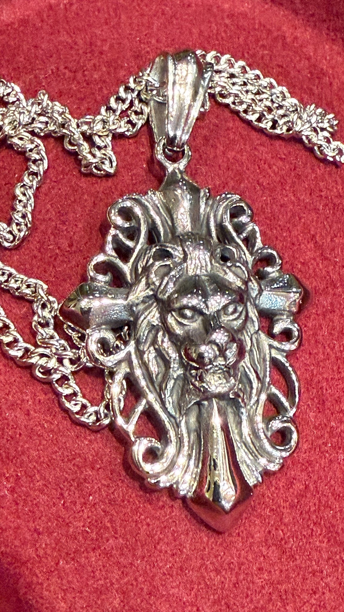 Lion Head Pendant On Chain