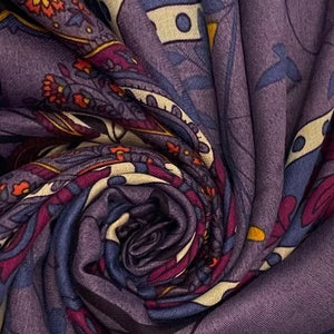 Autuminal Paisley & Leaf Frayed Scarf