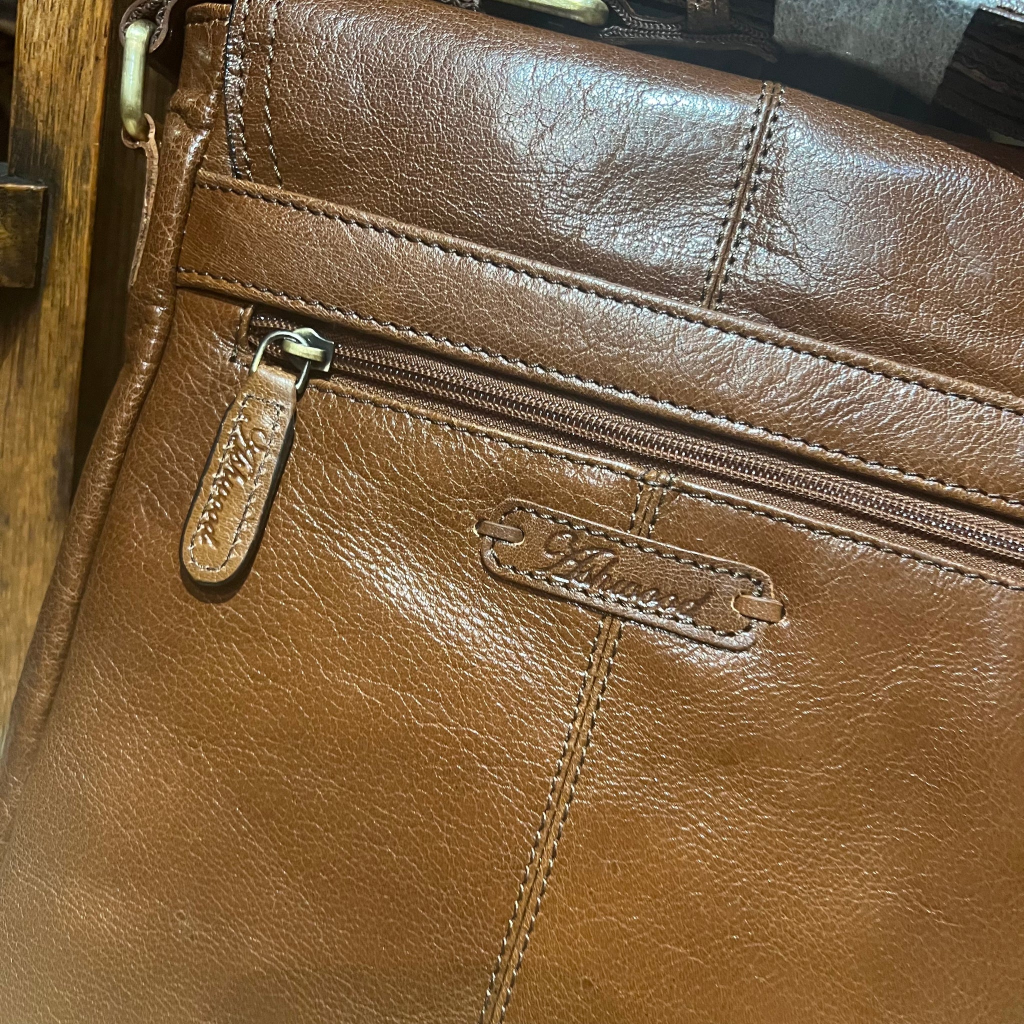 Leather Benjamin Messenger Bag