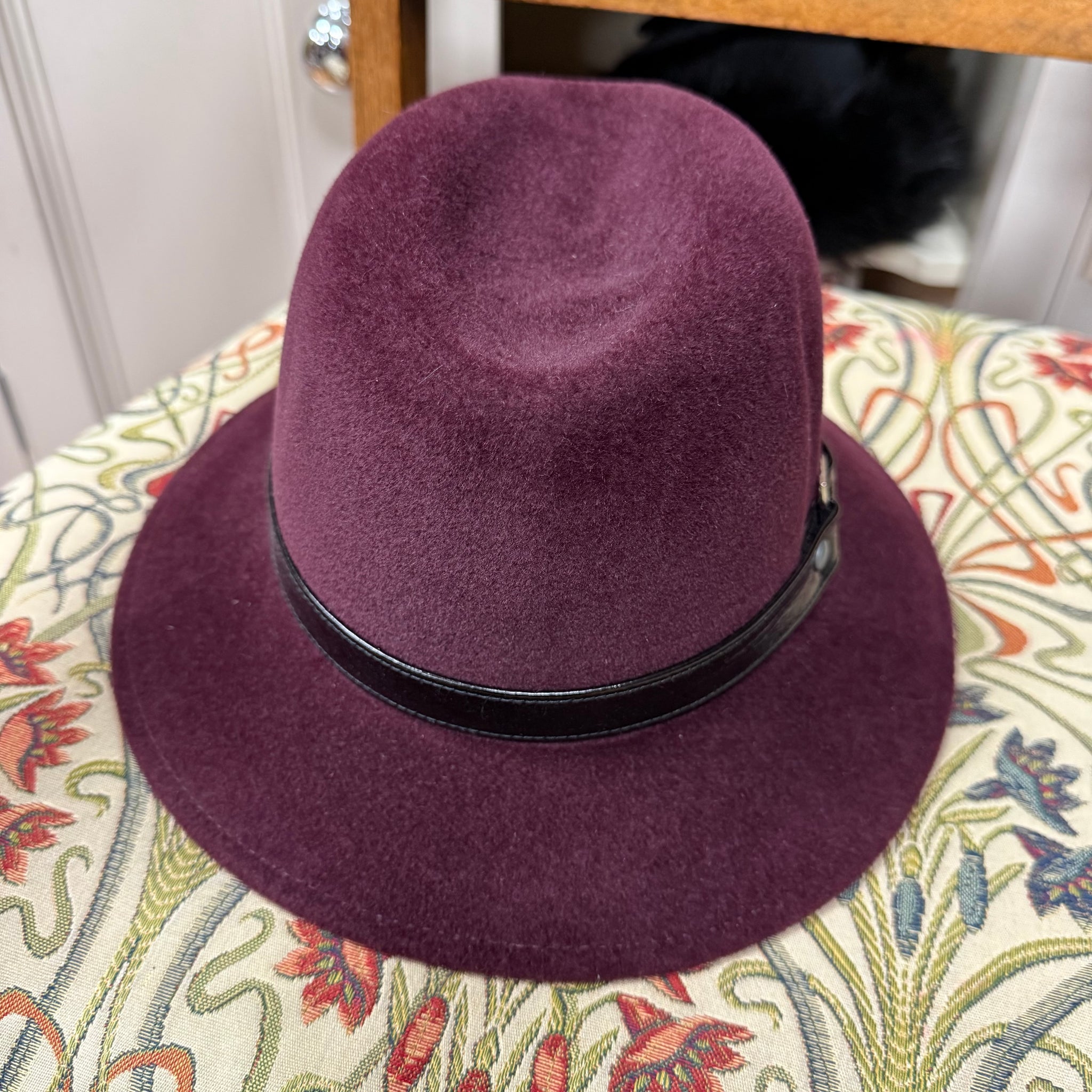 WW Fedora BlackBerry Fur Felt Hat (Small)