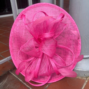 Disc Fascinator Bow And Feathers