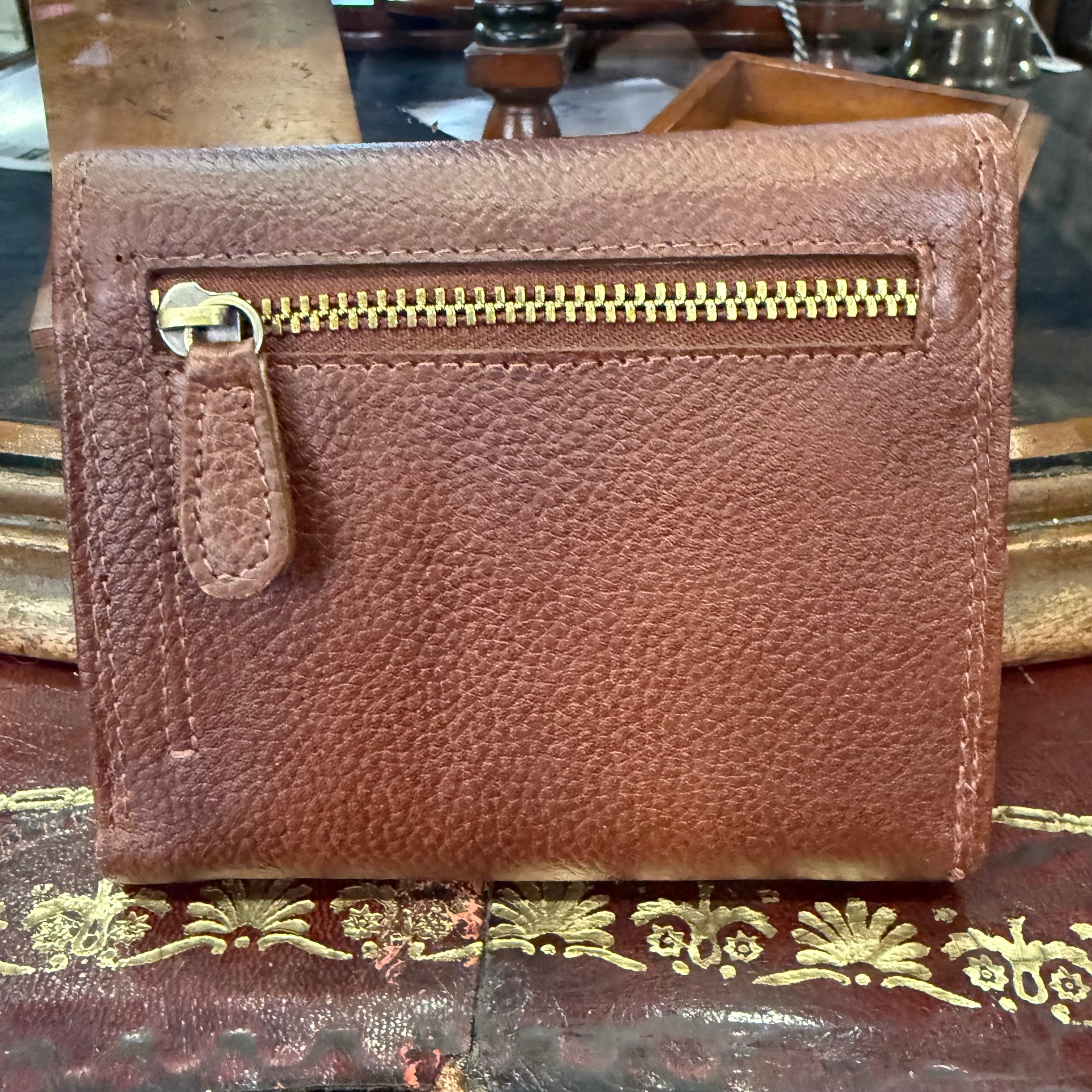 Twist Lock Maggie Leather Purse
