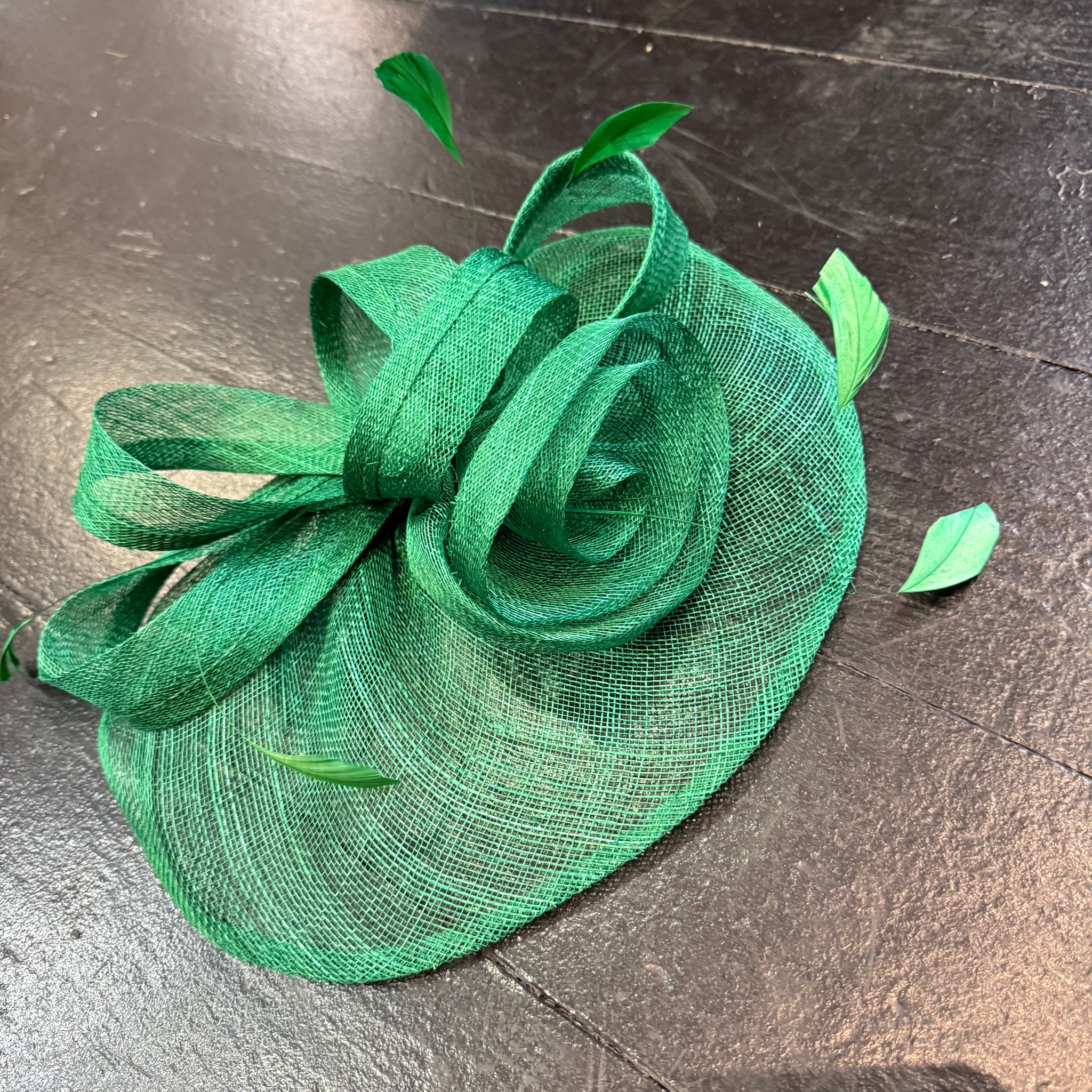 Betty Sinamay Fascinator