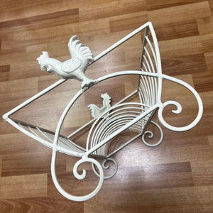 Cream Country Style Metal Plate Drainer With Chicken Ends