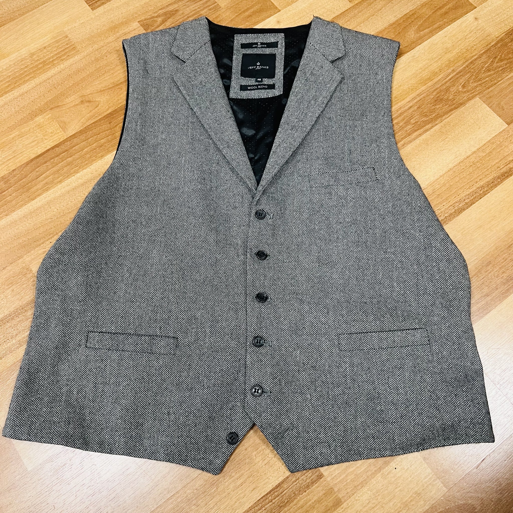 Waistcoat Black Herringbone 48R