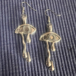 Drop Weeping Eye Earrings