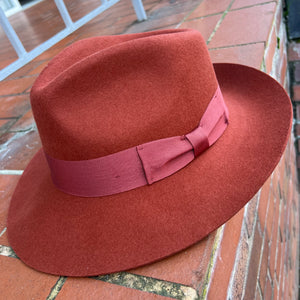 Gladwin Bond Grace Stiff Snap Brim Fedora