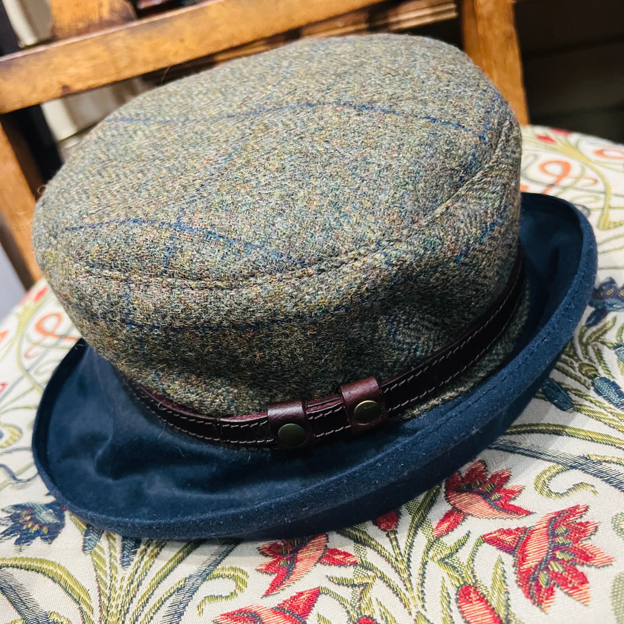 Betty Wax Tweed Hat with Band