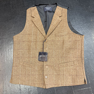 Waistcoat by Lloyd Attree & Smith  (40R)