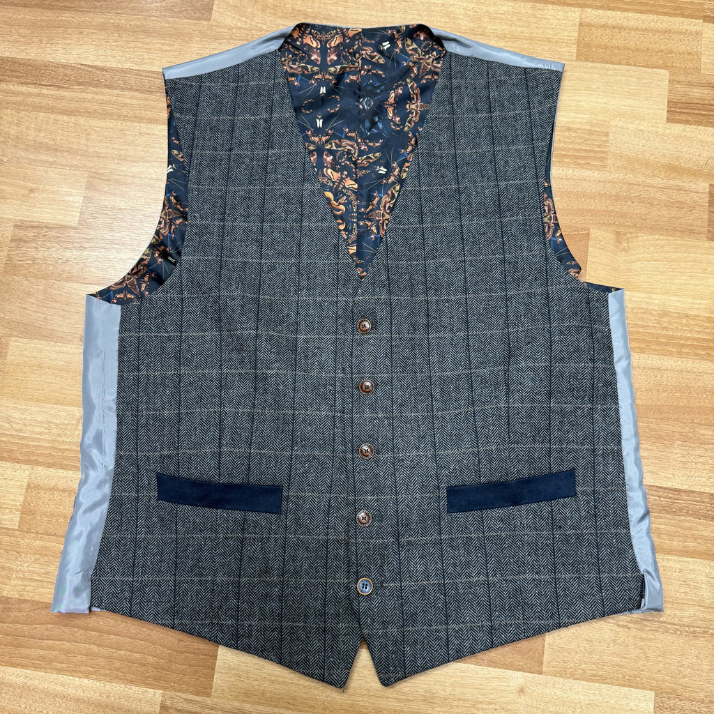 Herringbone Grey/Black Waistcoat 46R