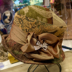 Vintage Tapestry Amber Cloche Hat With Sash & Brooch