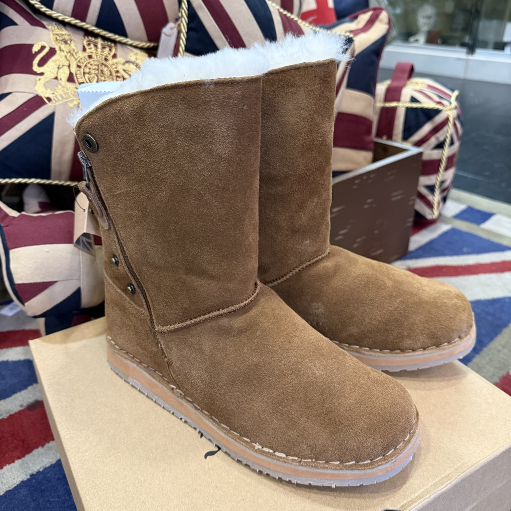 Hampton Sheepskin Boots