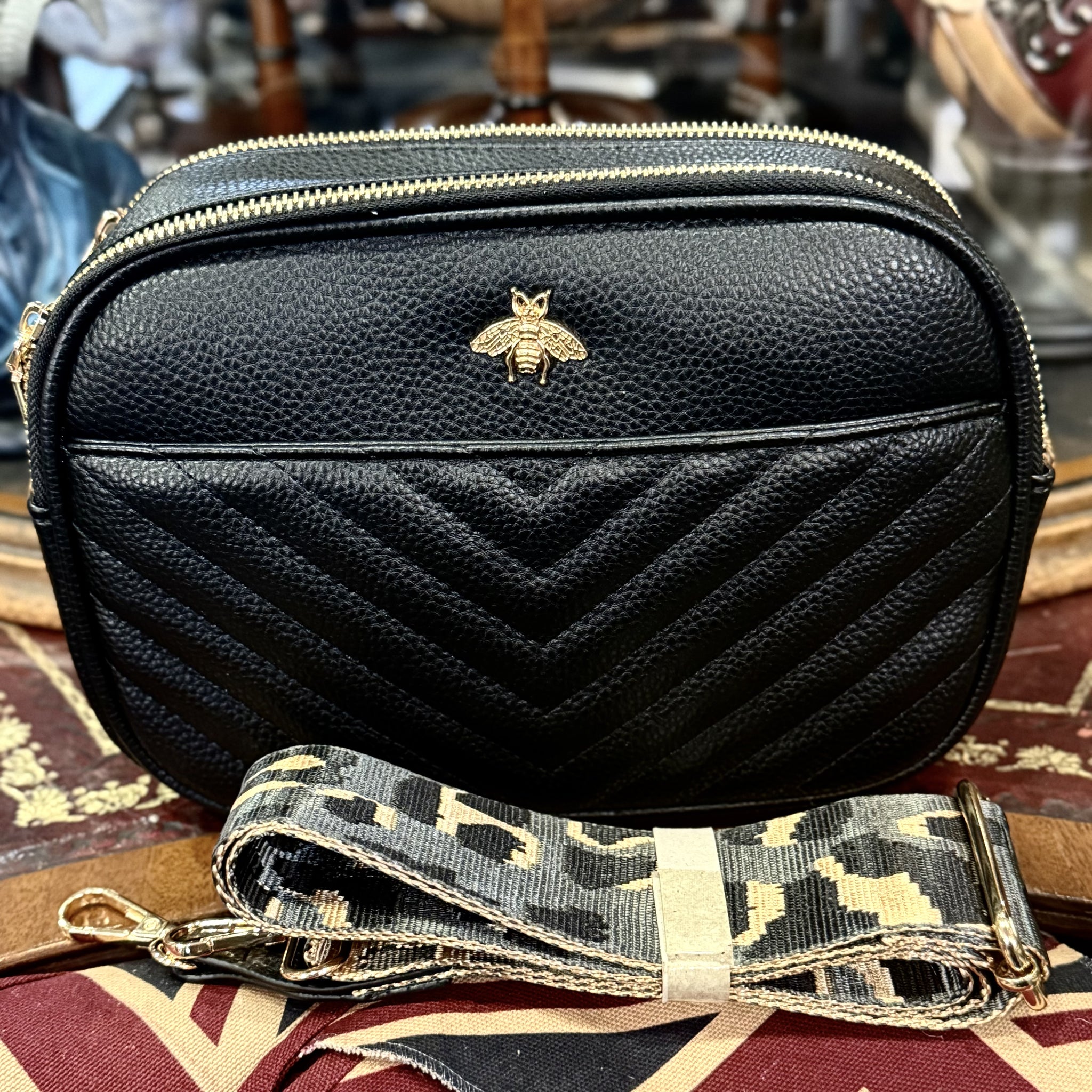 Double Zip Alice With Bee Camera Bag