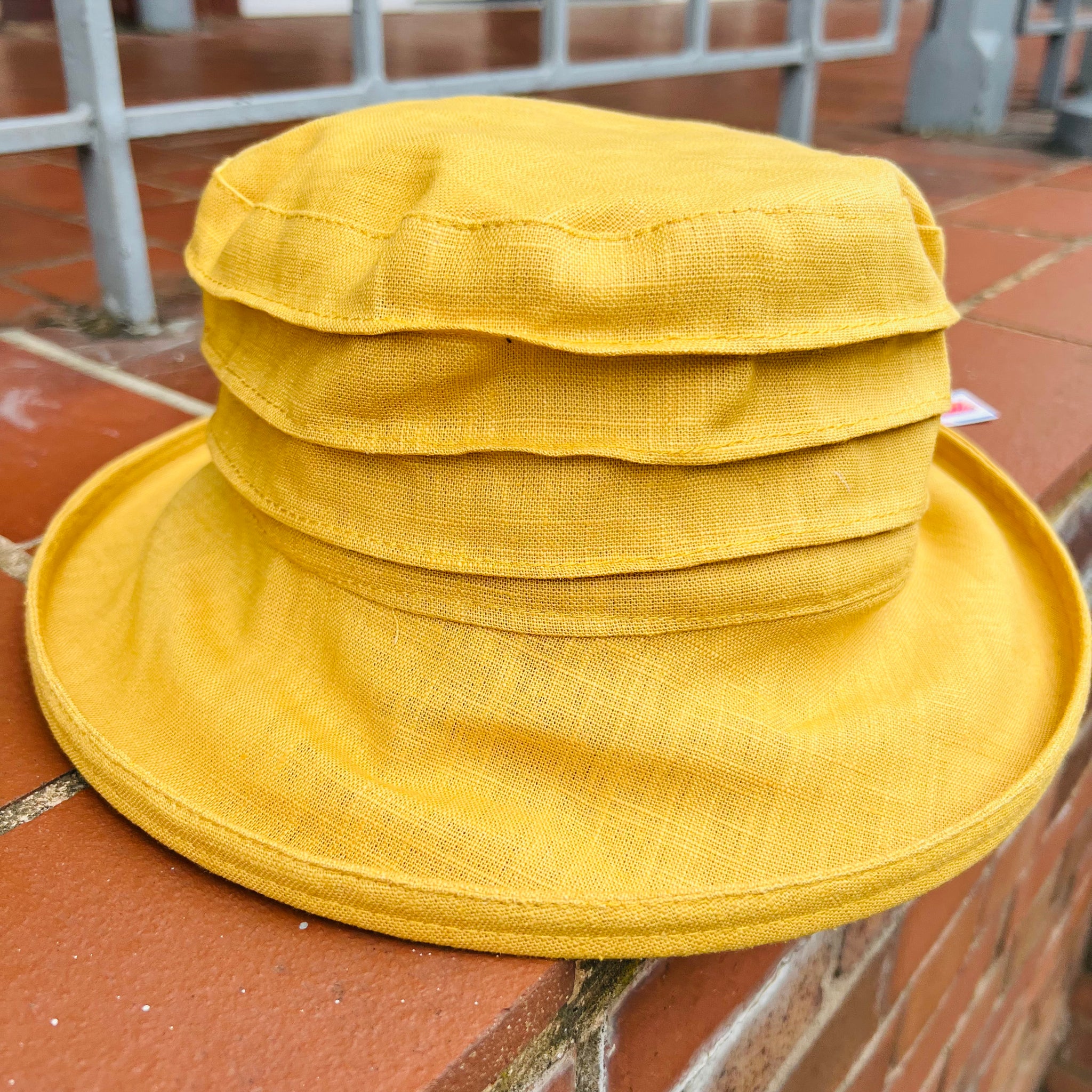 Ridged Cotton Cloche Hat