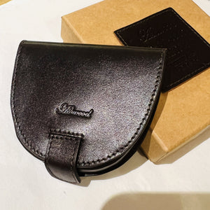 A Leather Horseshoe Coin Purse