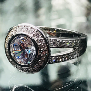 Vintage Style CZ Bold Solataire Dress Ring