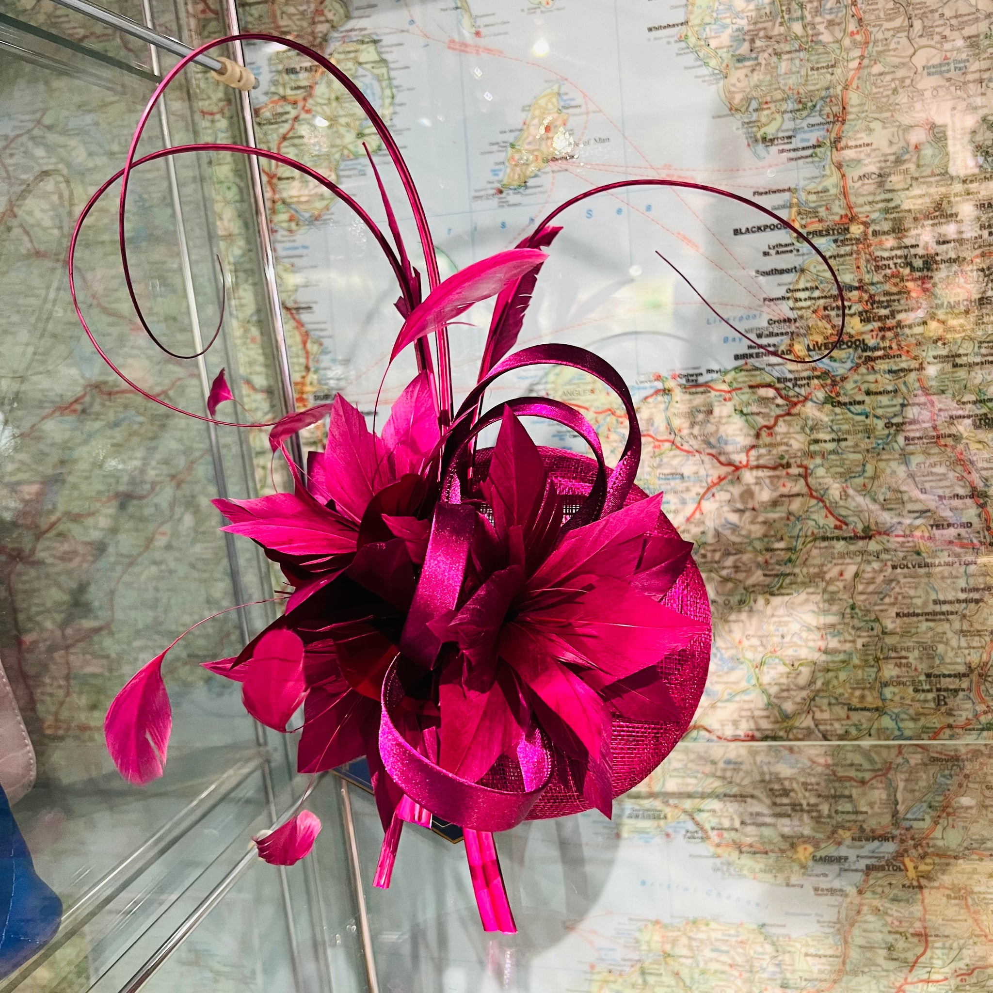 Round Sinamay Fascinator With Feather Flowers