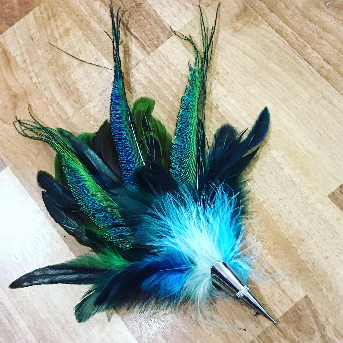 Feather corsage