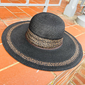 Wide Brim Round Crown Straw Hat