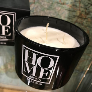 Rum scented wax candle 