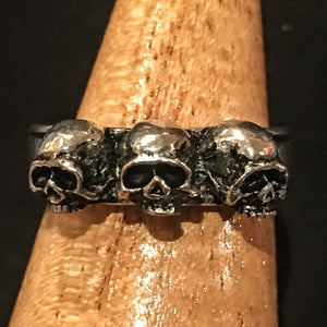Ring - Three Skulls