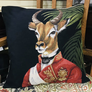 Cushion: aristo kapi black background
