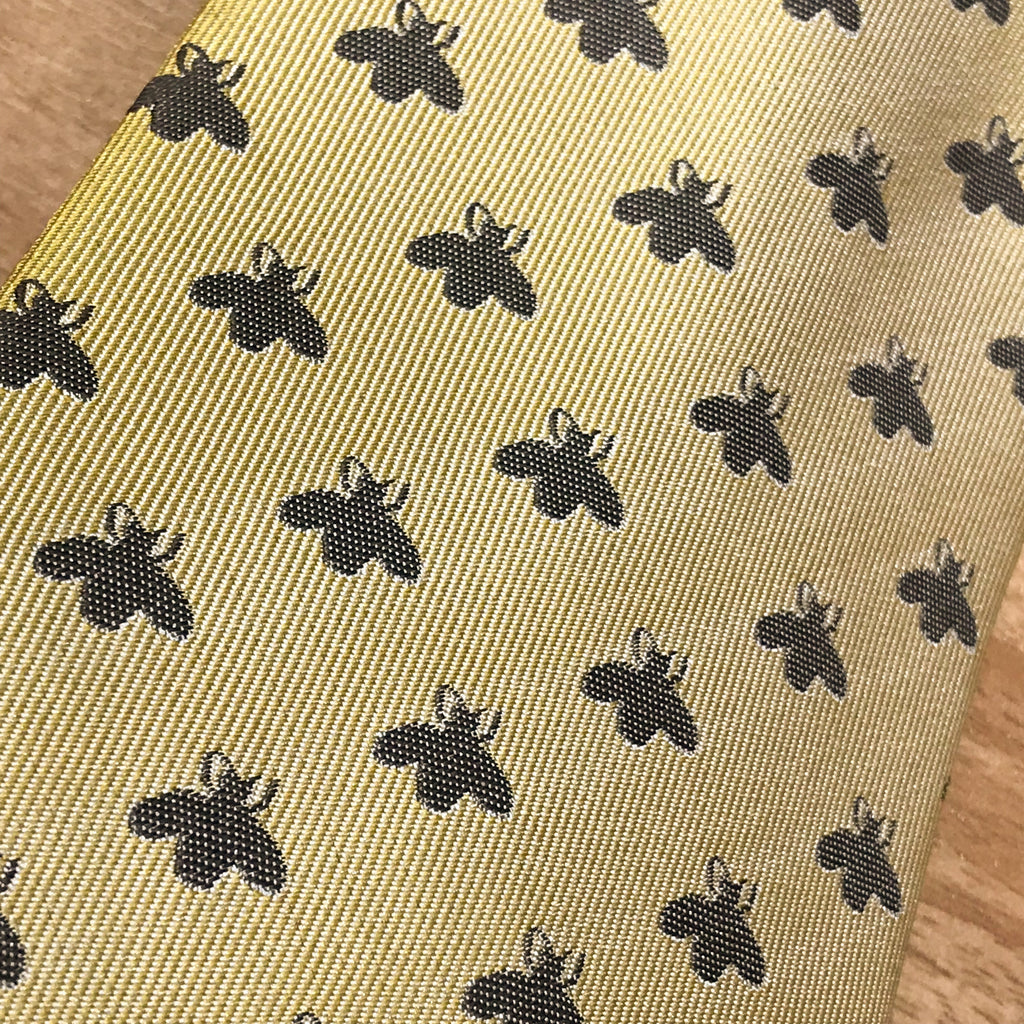 Bee silk tie