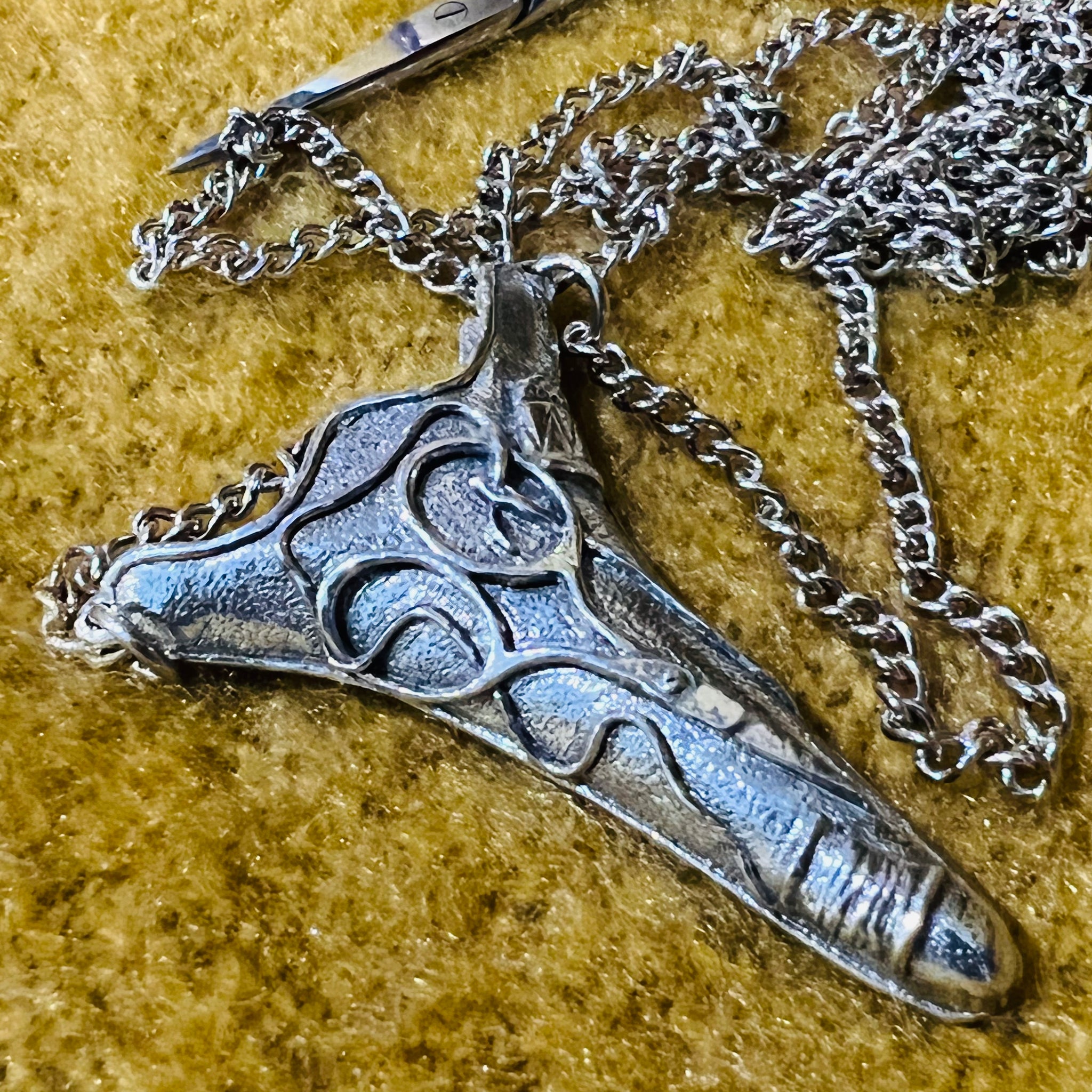 Pewter Scissor Design  Chaterlaine