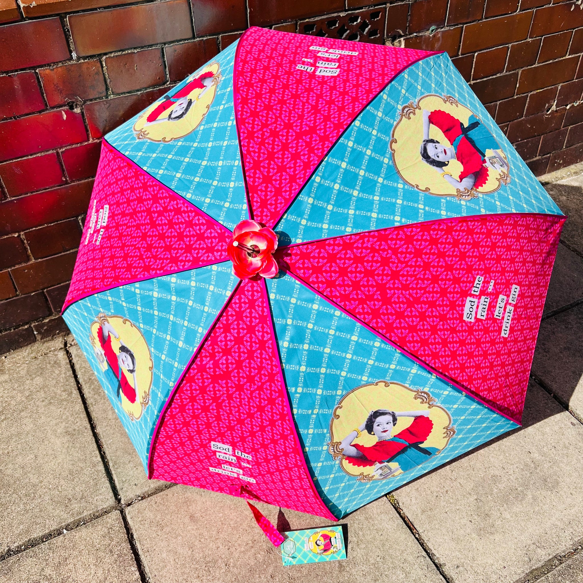 Retro Umbrella - Sod The Rain … Let’s Drink Gin