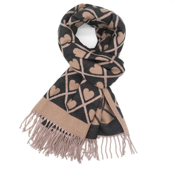 Scarf with fringe - boxed hearts