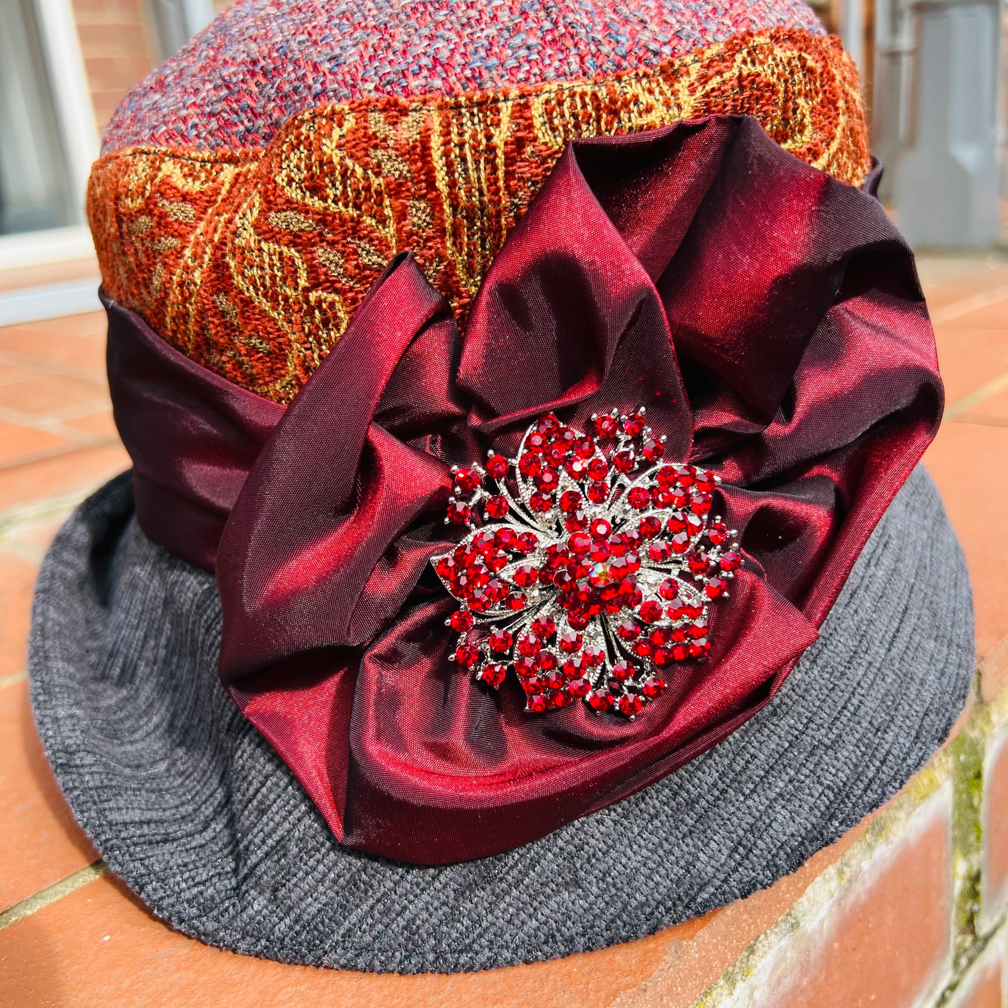 Jeanette Tapestry Cloche With Sash Red Flower Brooch