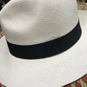 Folding Panama hat with box