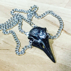 Raven skull necklace