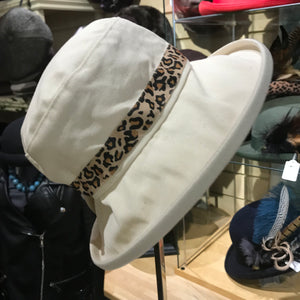 Cream cloche hat with leopard band