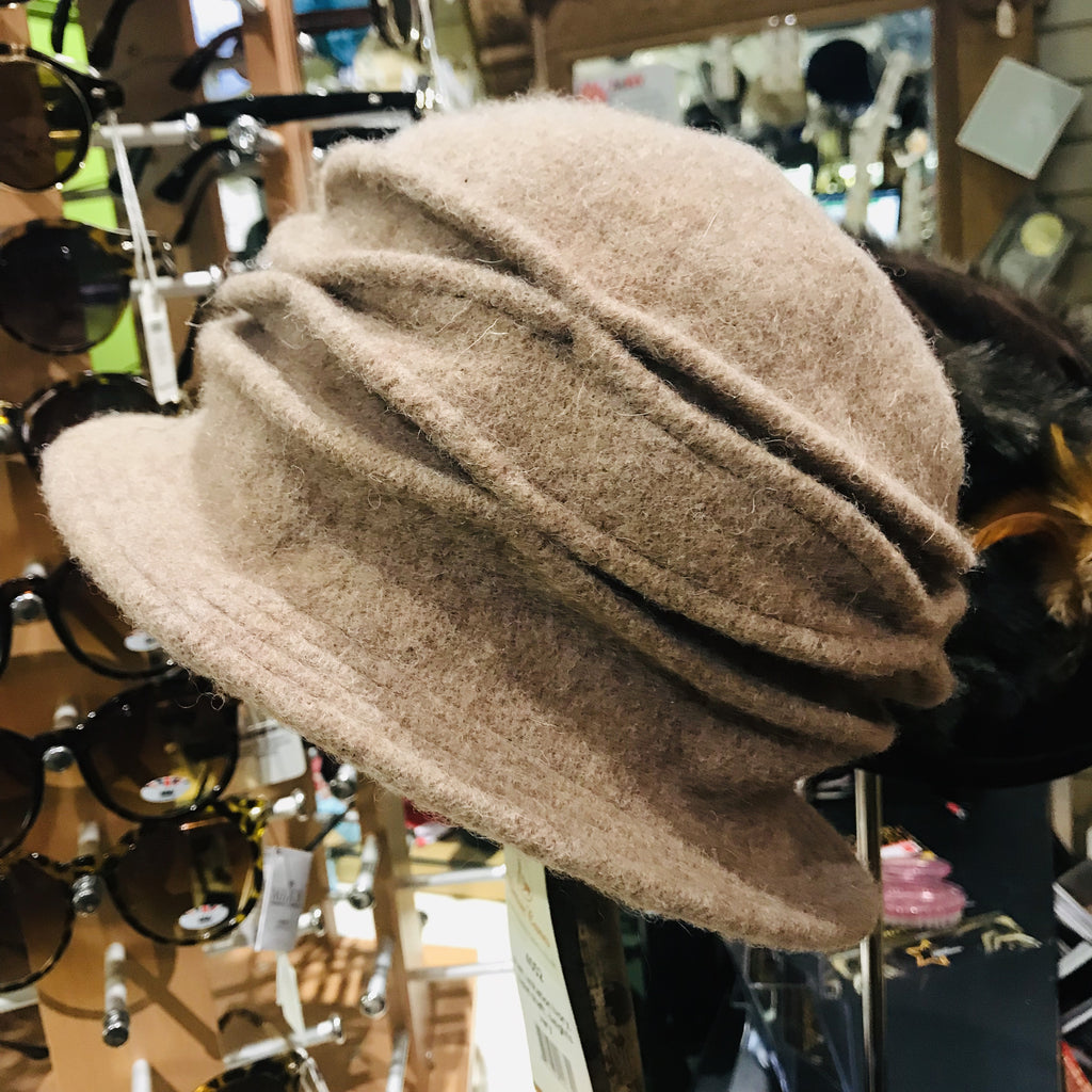 Ladies Wool Ridged Cloche Hat